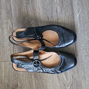 Clark Artisan size 11m